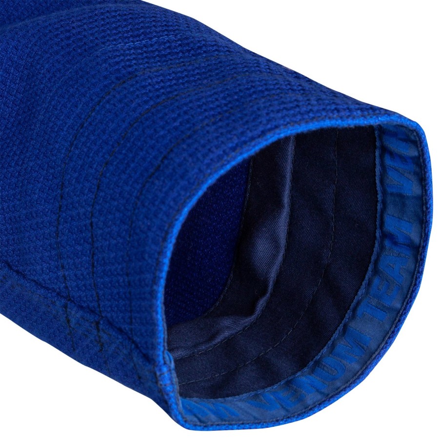 venum classic 2.0 bjj gi