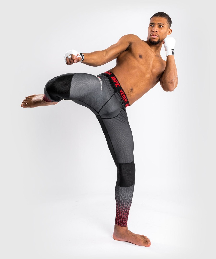 ufc venum performance institute spat - sortrød