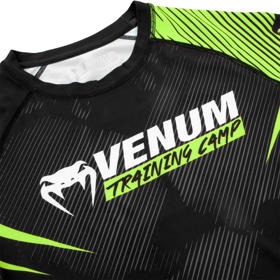 venum training camp 2.0 rashguard - kortærmet - sortneo gul