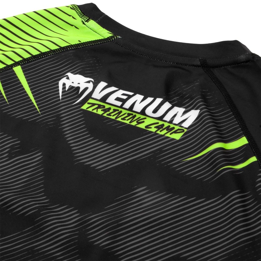 venum training camp 2.0 rashguard - kortærmet - sortneo gul