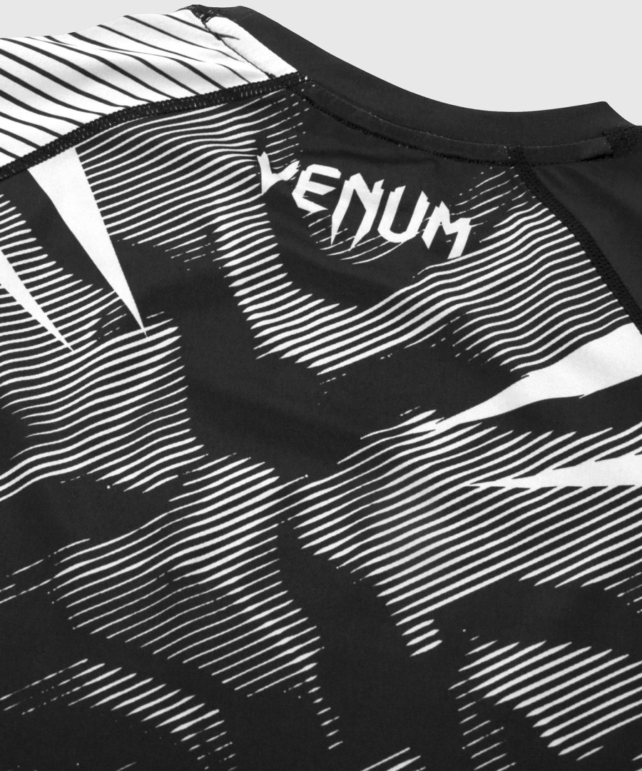 venum nogi 2.0 rashguard - kortærmet - sorthvid