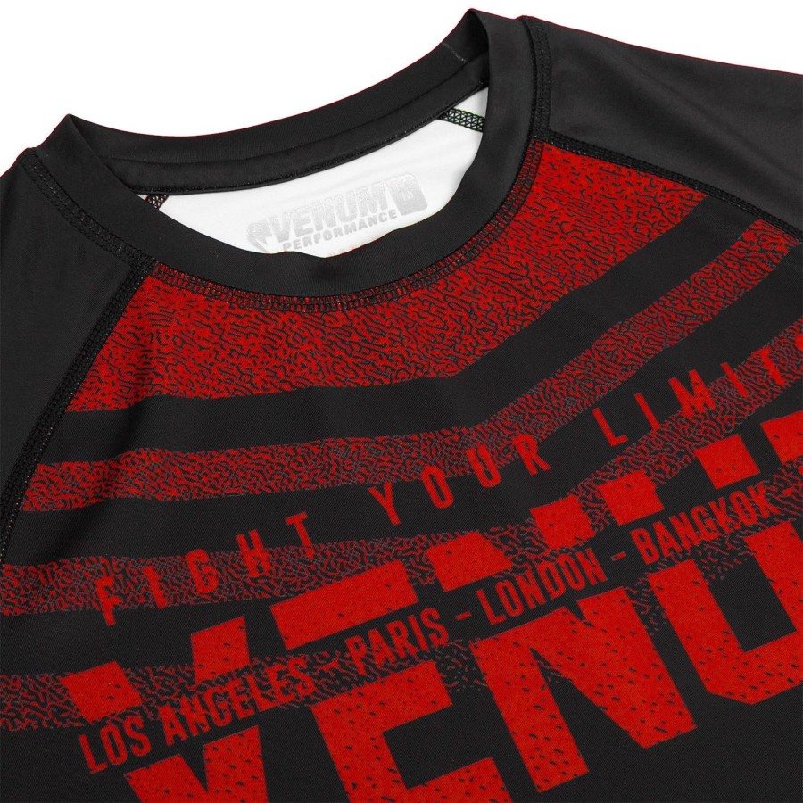 venum signature rashguard - langærmet - sortrød