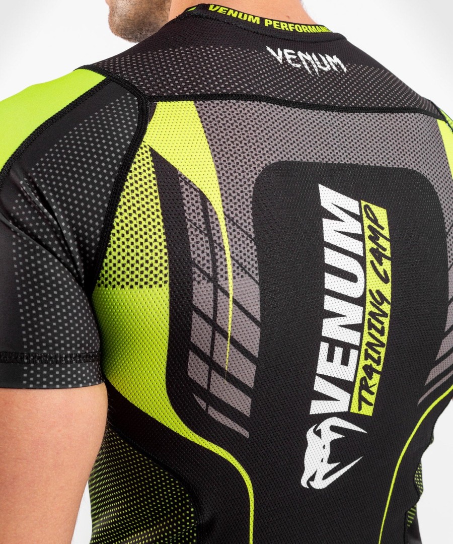 venum training camp 3.0 rashguard - kortærmet