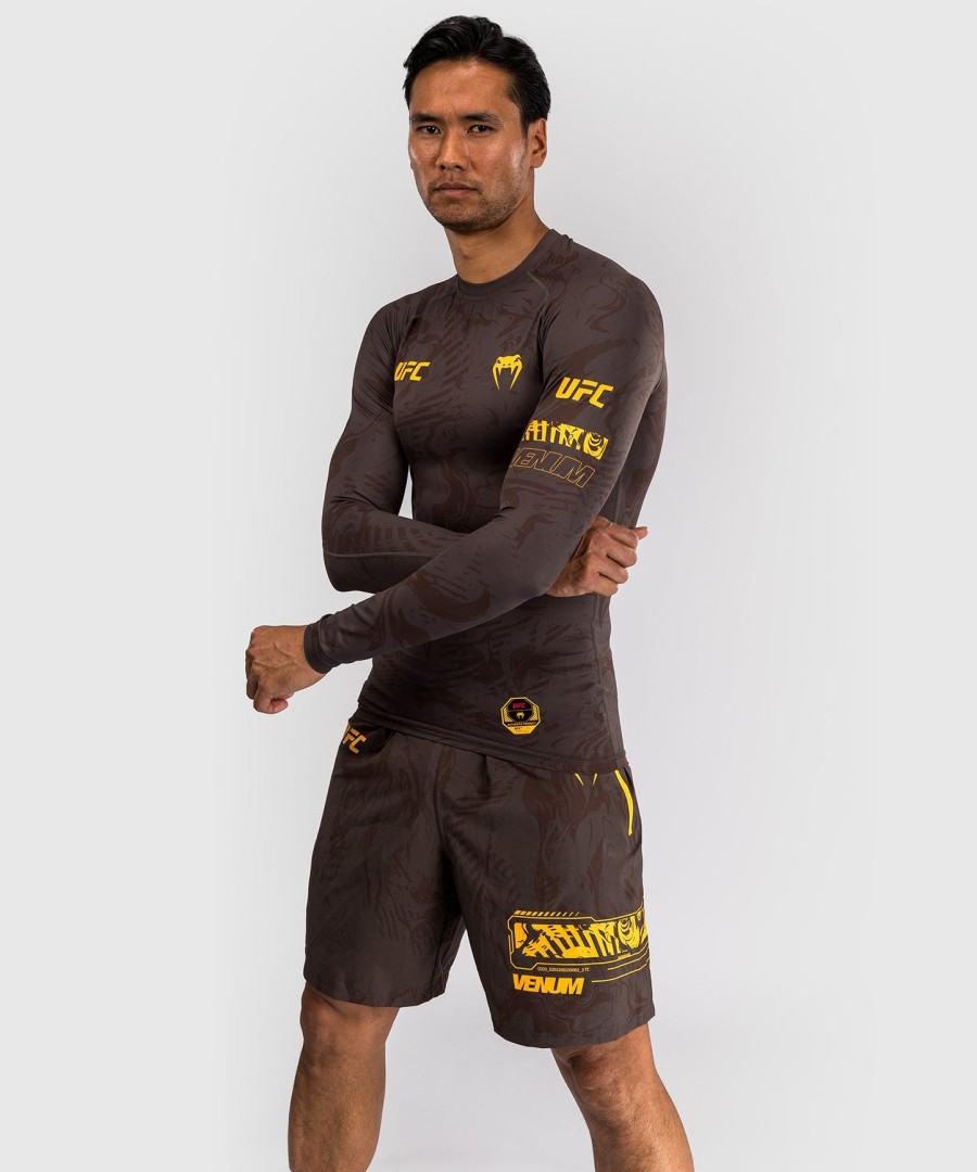 ufc fusion by venum fight week herre performance langærmet rashguard - jordbrun