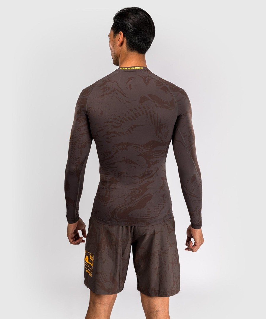 ufc fusion by venum fight week herre performance langærmet rashguard - jordbrun