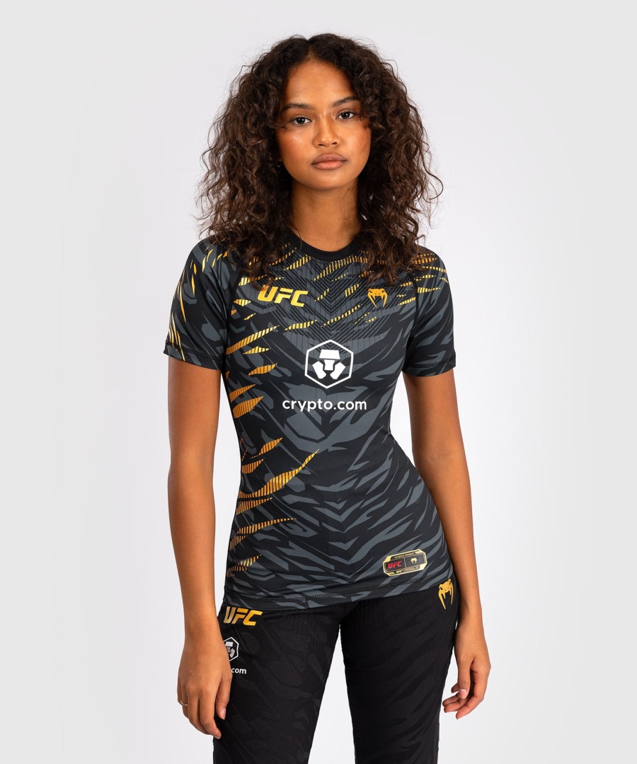 ufc fusion af venum authentic fight night dame performance kortærmet rashguard - champion