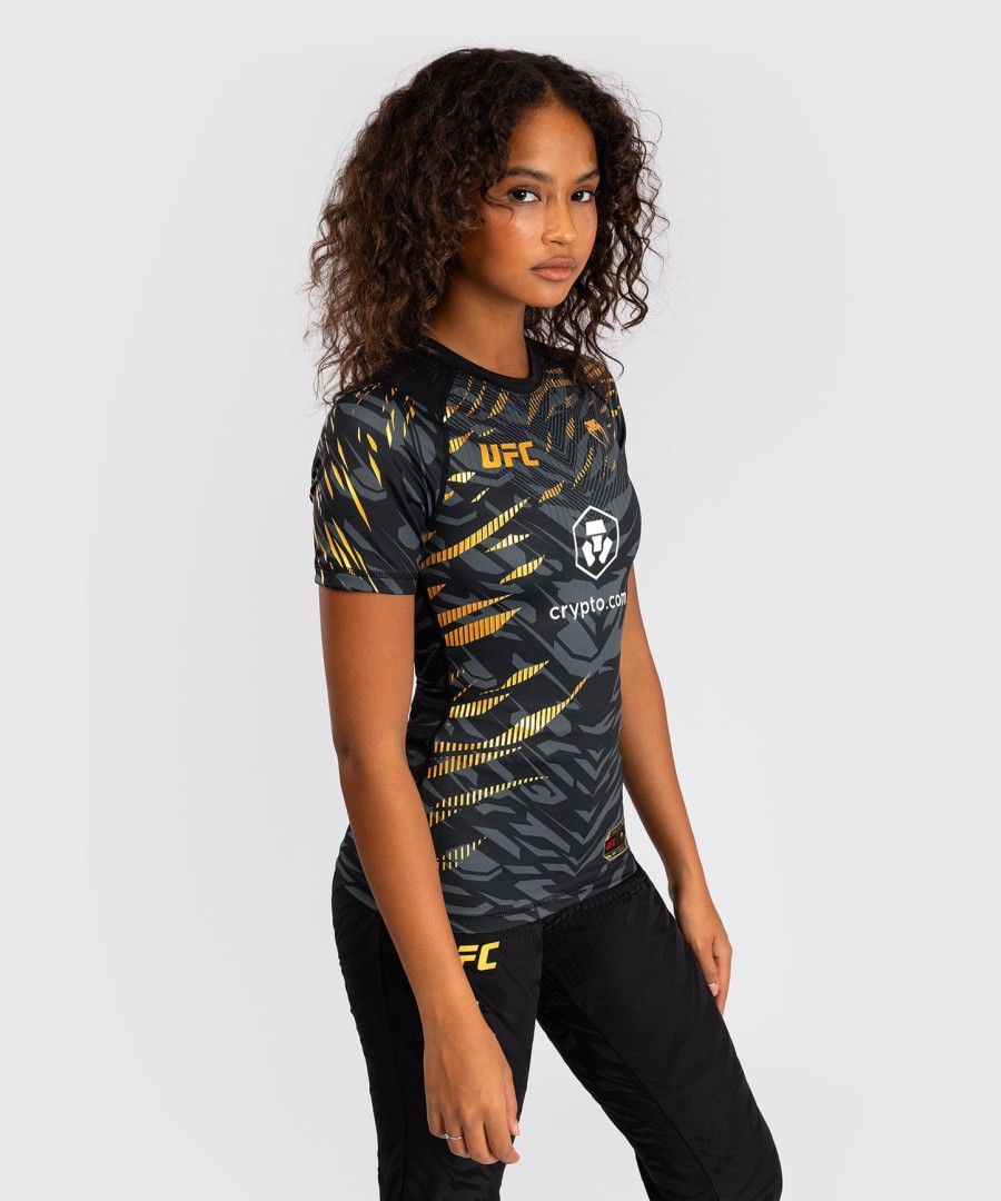 ufc fusion af venum authentic fight night dame performance kortærmet rashguard - champion