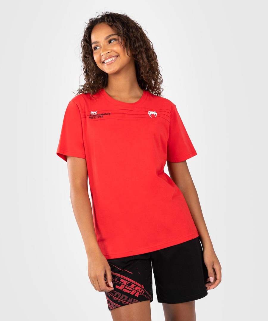 ufc venum performance institute 2.0 dame t-shirt - rød