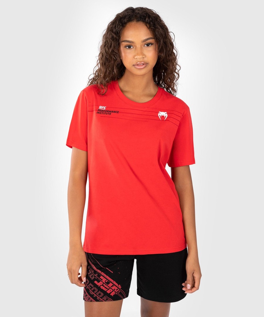 ufc venum performance institute 2.0 dame t-shirt - rød