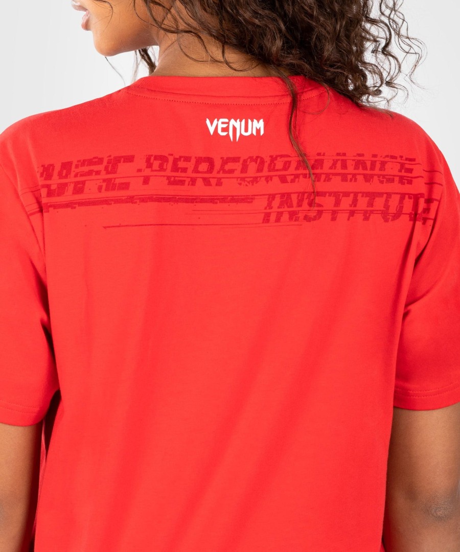 ufc venum performance institute 2.0 dame t-shirt - rød
