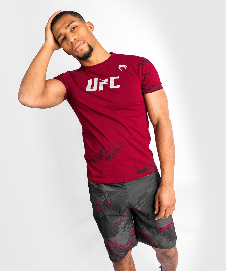 ufc venum authentic fight week herre 2.0 kortærmet t-shirt - rød