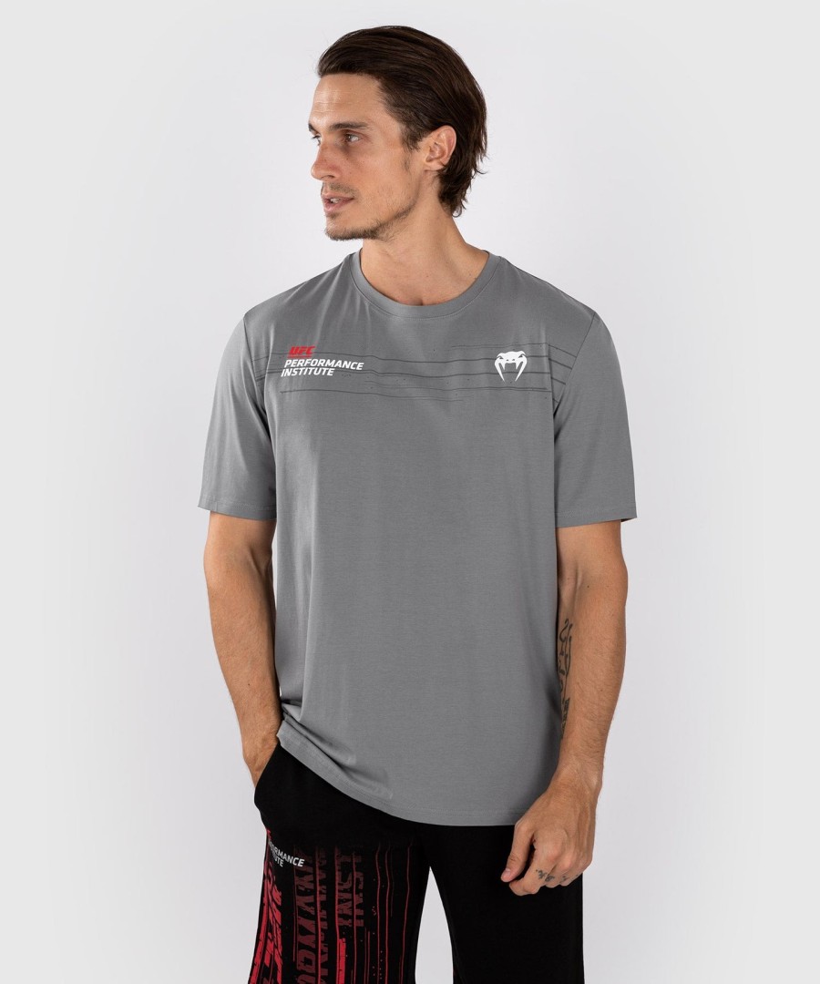 ufc venum performance institute 2.0 herre t-shirt - grå