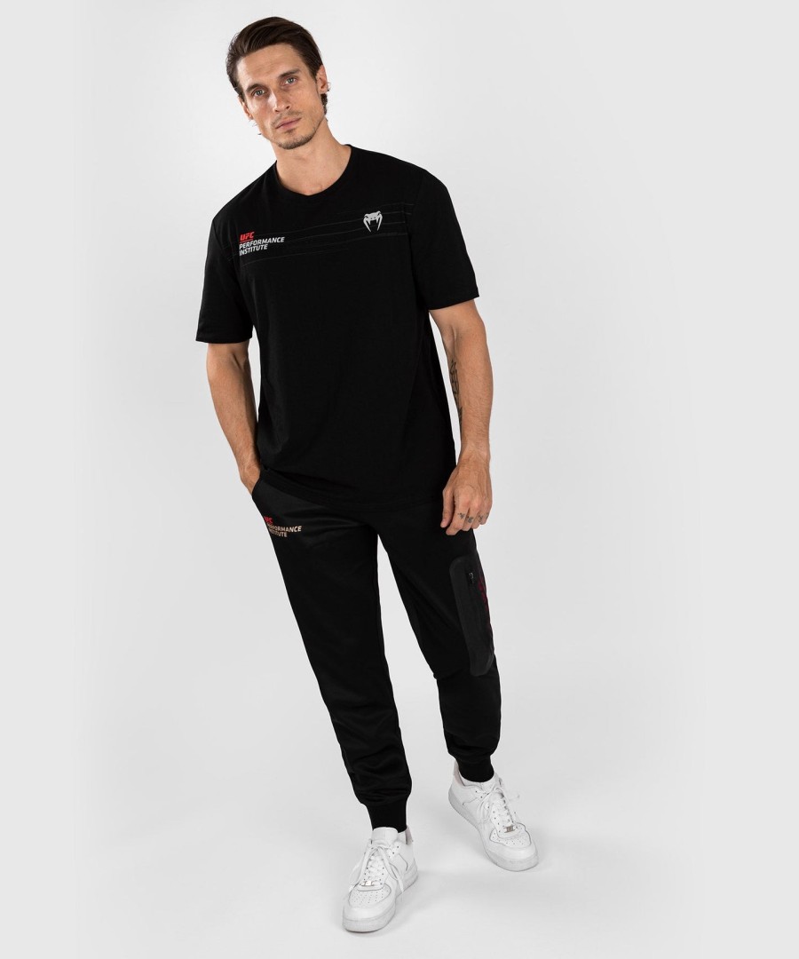 ufc venum performance institute 2.0 herre t-shirt - sortrød