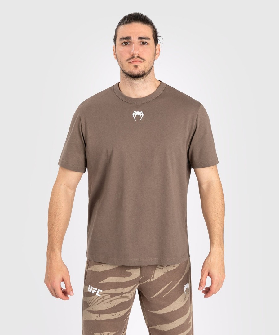 ufc adrenaline by venum fight week herre kortærmet t-shirt - bronze