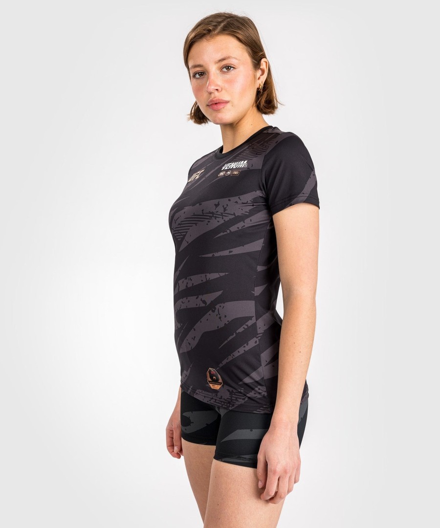 ufc adrenaline by venum fight week dame dry-tech t-shirt - urban camo