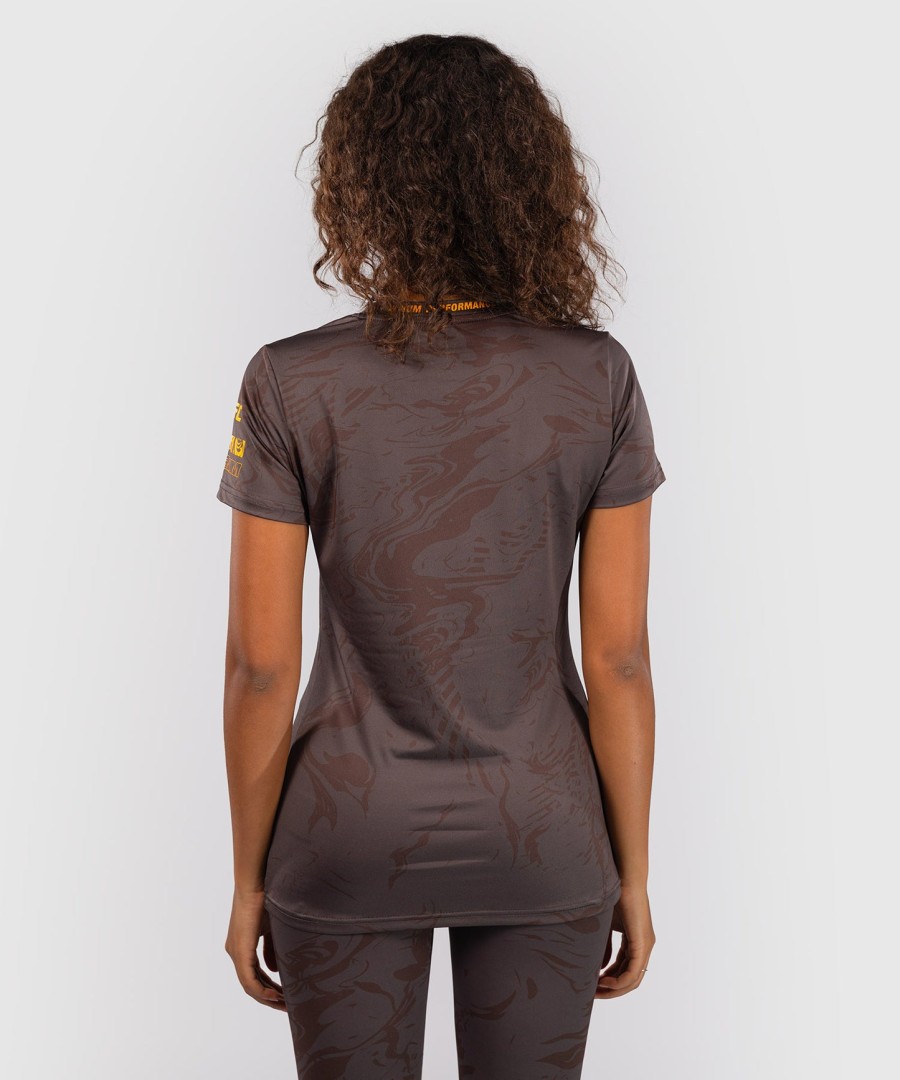 ufc fusion by venum fight week dame dry-tech t-shirt - jordbrun