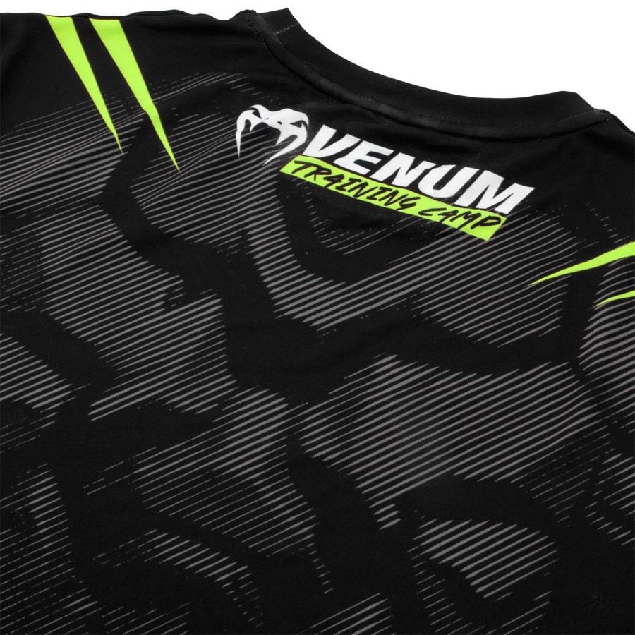 venum training camp 2.0 dry tech t-shirt - sortneo gul - eksklusiv