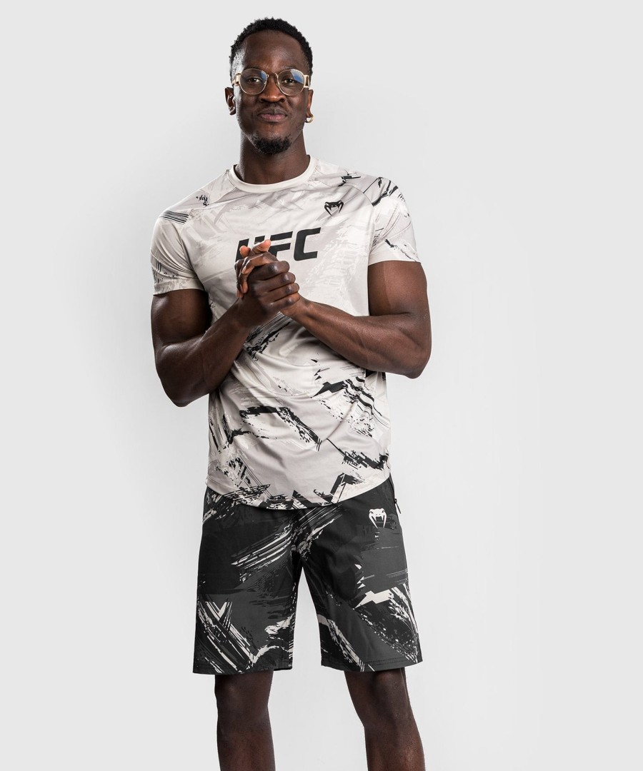 ufc venum authentic fight week 2.0 herre dry tech t-shirt - sand