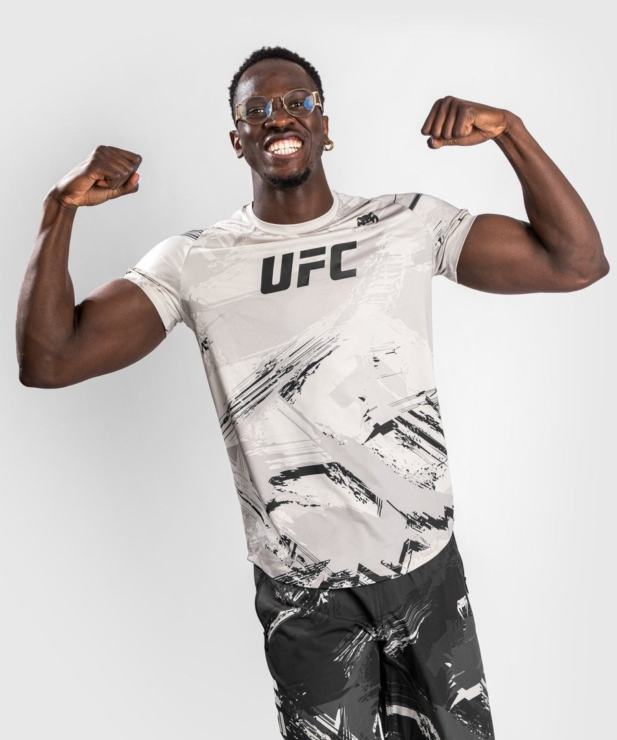 ufc venum authentic fight week 2.0 herre dry tech t-shirt - sand