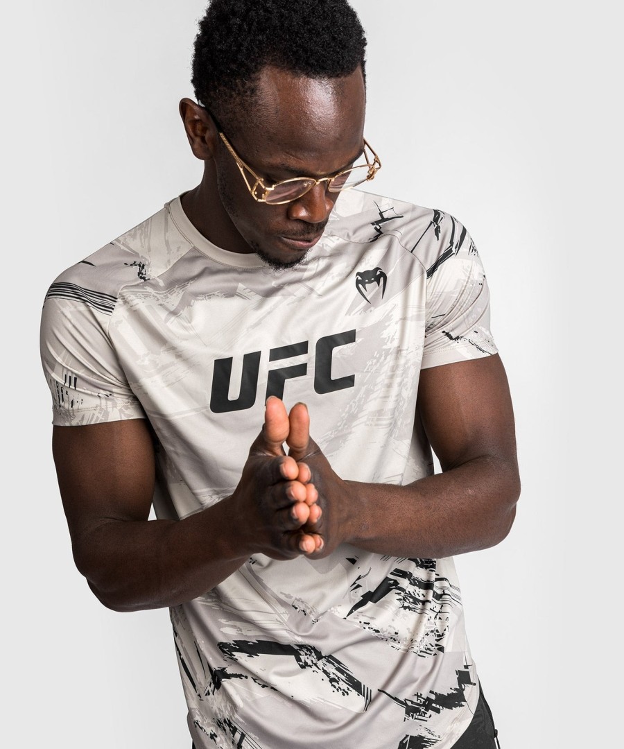 ufc venum authentic fight week 2.0 herre dry tech t-shirt - sand