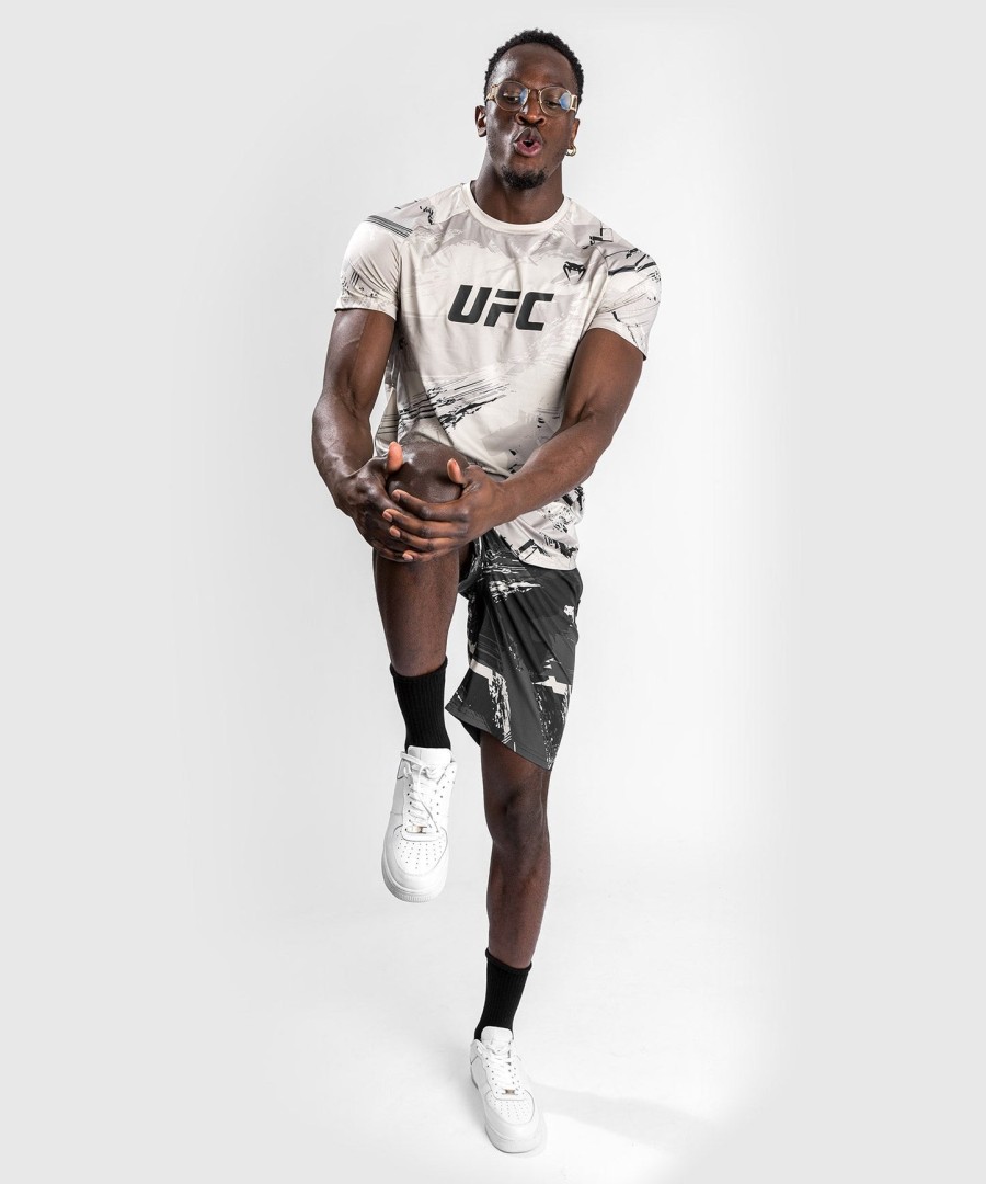 ufc venum authentic fight week 2.0 herre dry tech t-shirt - sand