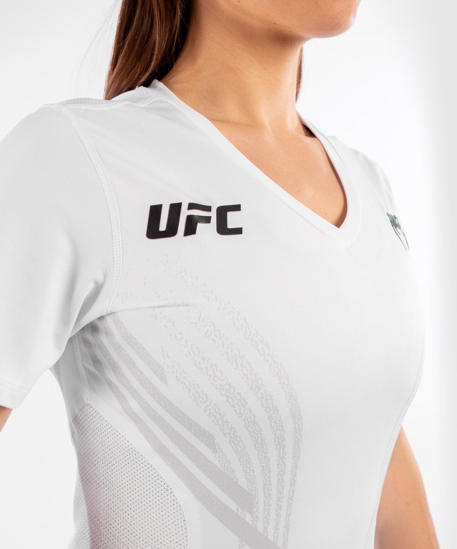 ufc venum personlig autentisk fight night kvinders walkout-trøje - hvid