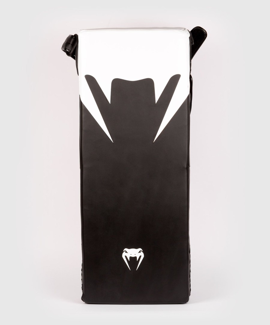 venum satchel kick shield - sorthvid