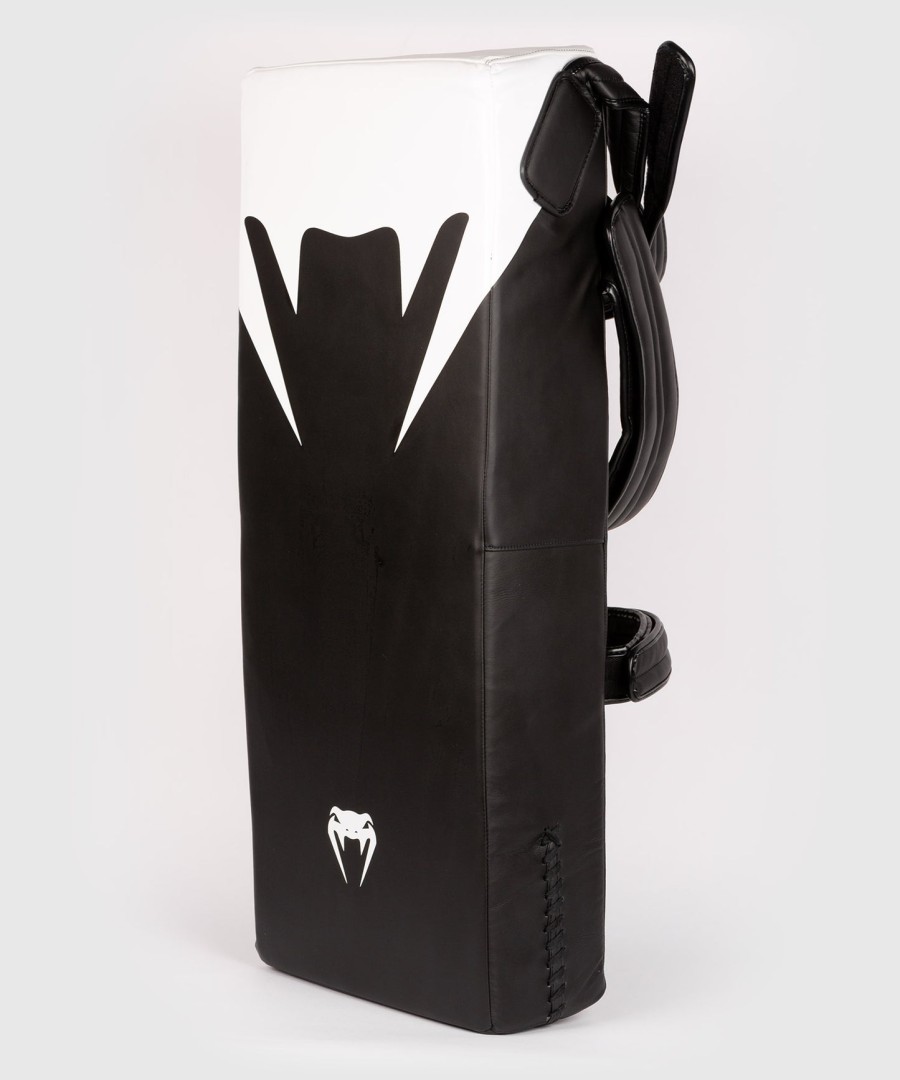venum satchel kick shield - sorthvid