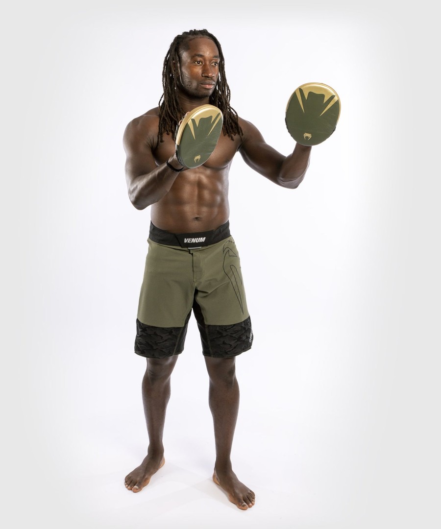 venum pro boxing flat punch mitts par - khakiguld