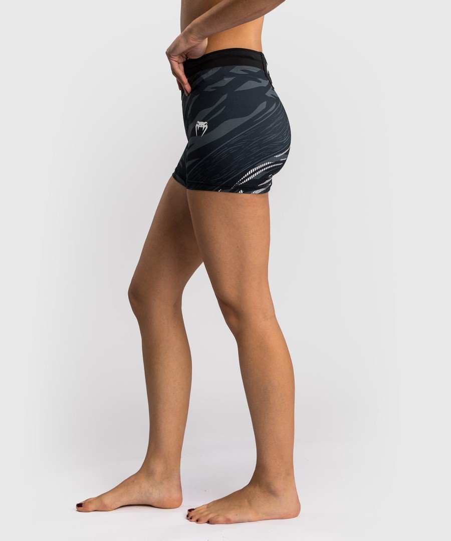 ufc fusion by venum authentic fight night dame vale tudo shorts - kort pasform - sort