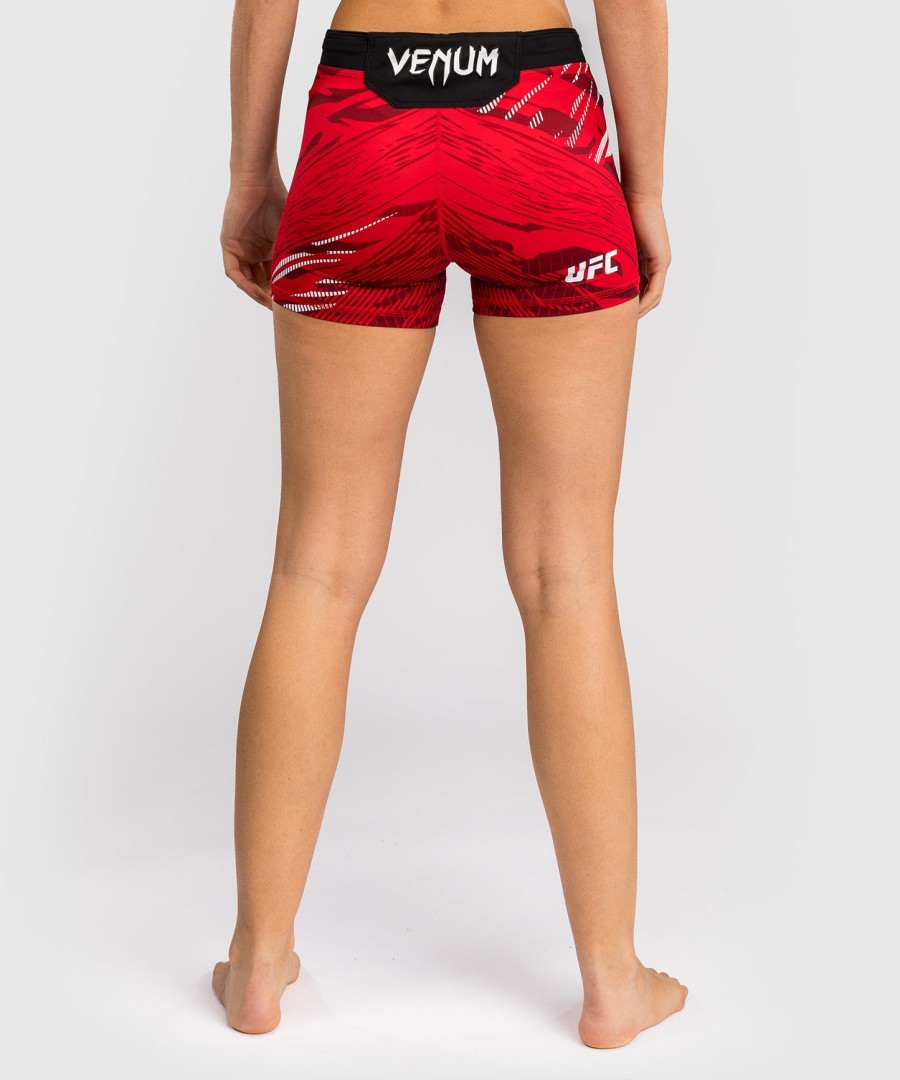 ufc fusion by venum authentic fight night dame vale tudo shorts - kort pasform - rød