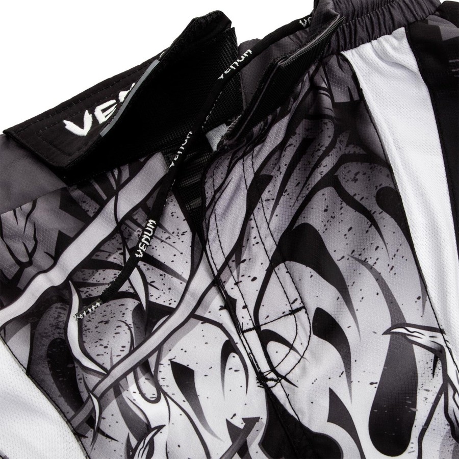 venum devil fightshorts - hvidsort