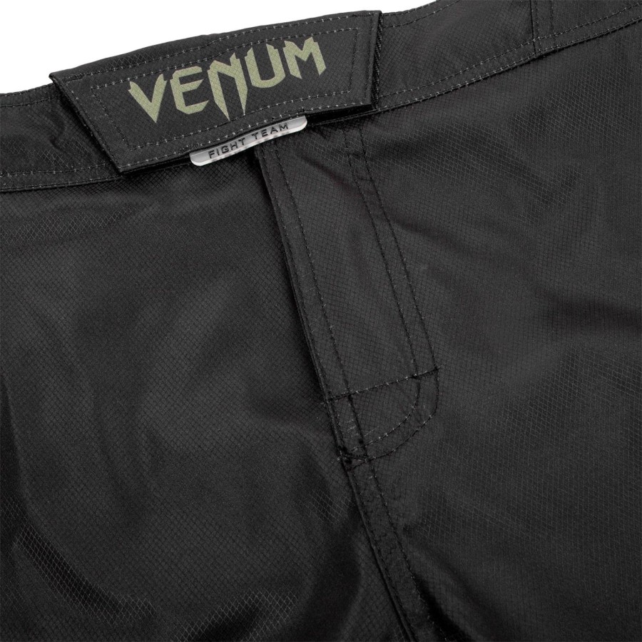 venum signature fightshorts - sortkhaki - eksklusiv