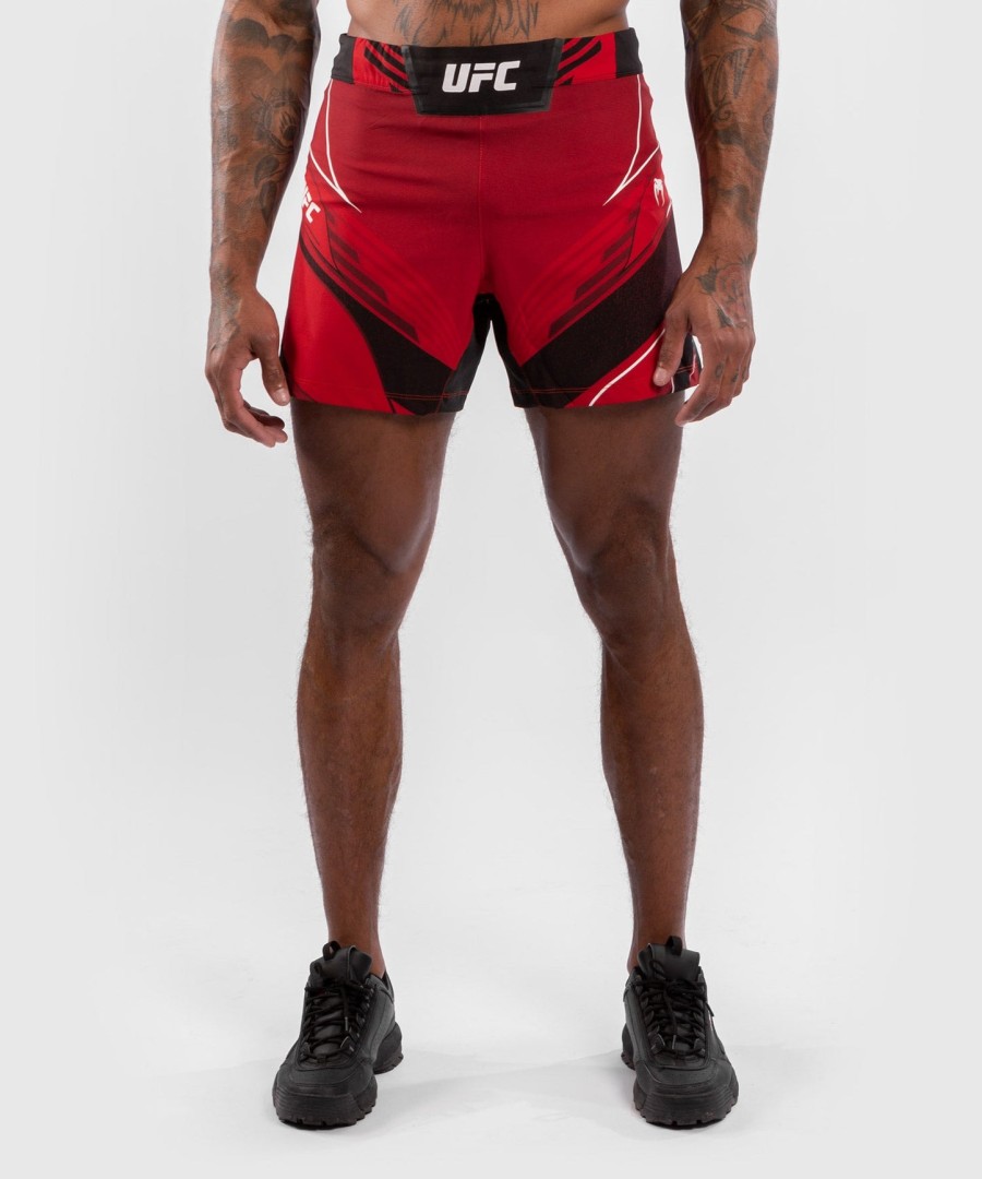 ufc venum authentic fight night herreshorts - kort pasform - rød