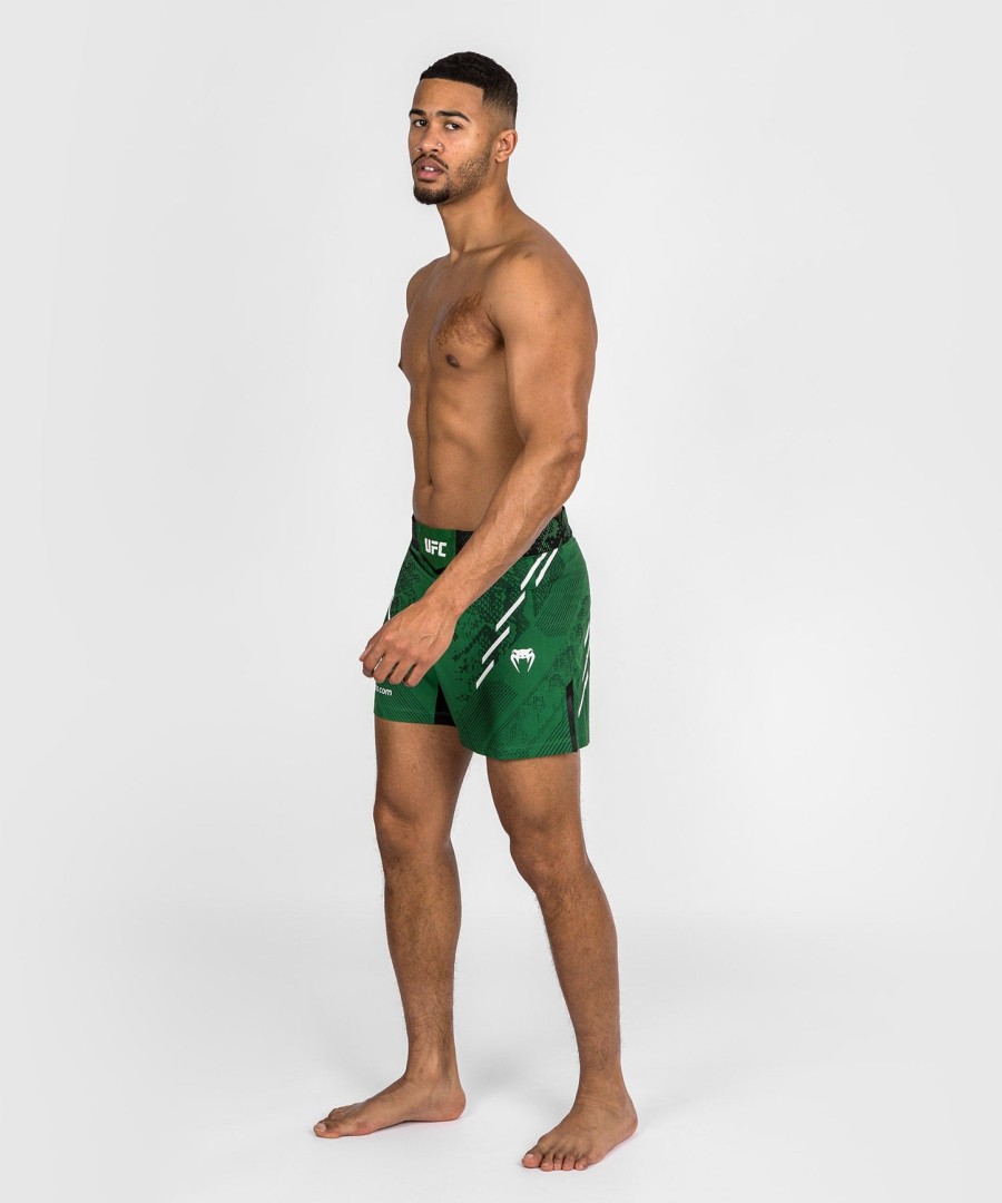 ufc adrenaline by venum authentic fight night herre kampshorts - kort pasform - grøn