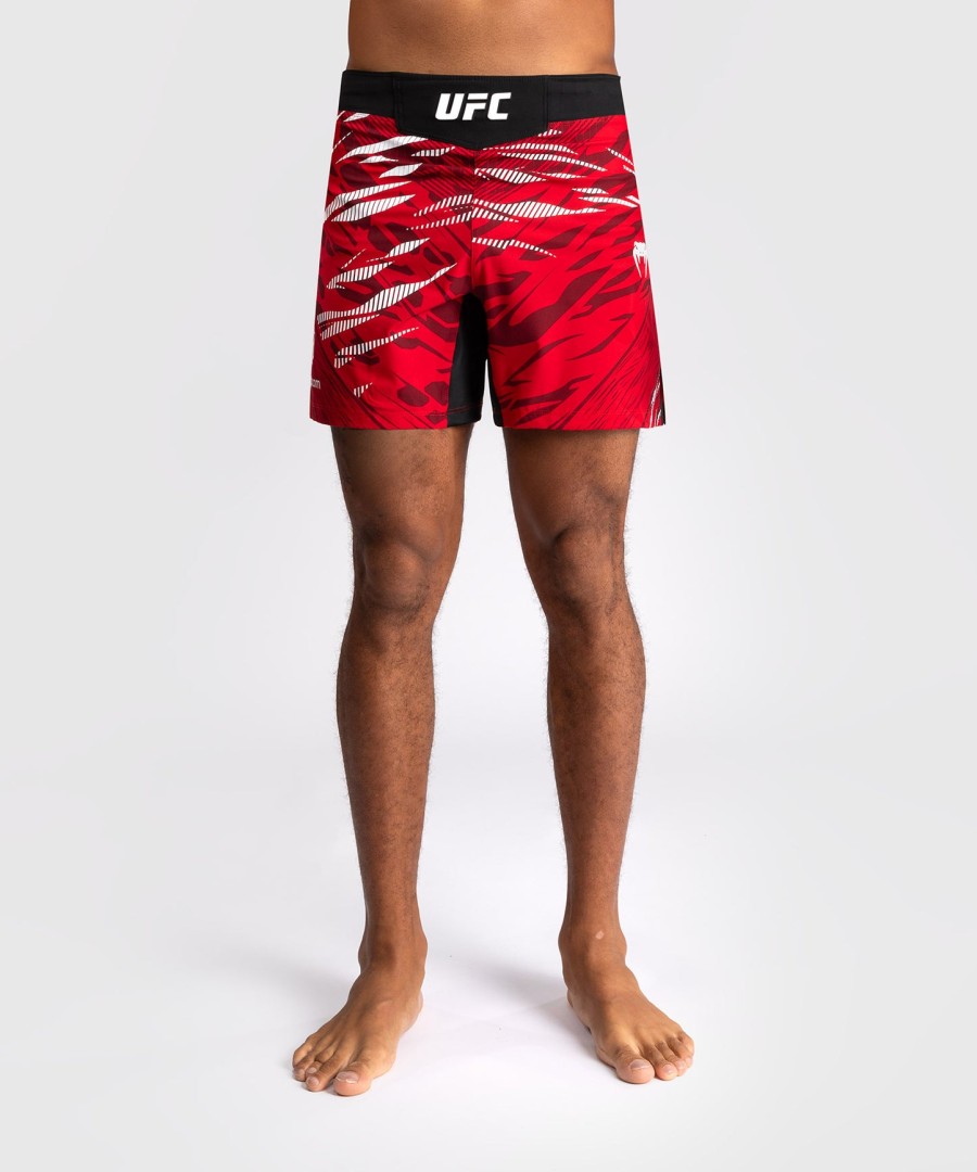 ufc fusion by venum authentic fight night herre kampshorts - kort pasform - rød