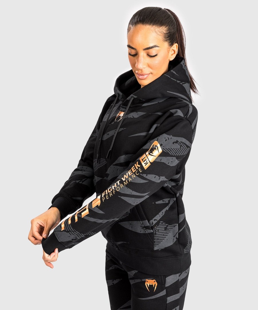 ufc adrenaline by venum fight week dame pullover-hættetrøje - urban camo