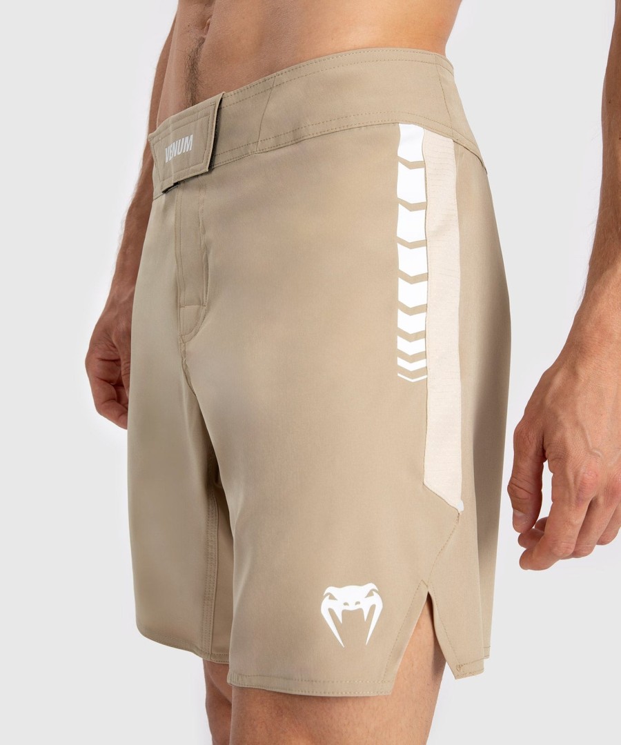 venum tempest herre kampshorts - beigesand