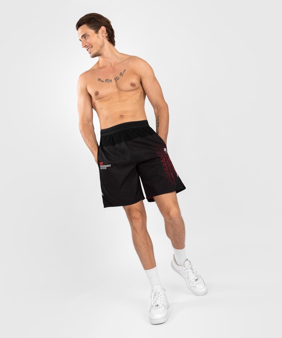 ufc venum performance institute 2.0 herre performance shorts - sortrød