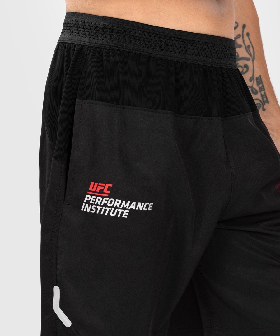 ufc venum performance institute 2.0 herre performance shorts - sortrød