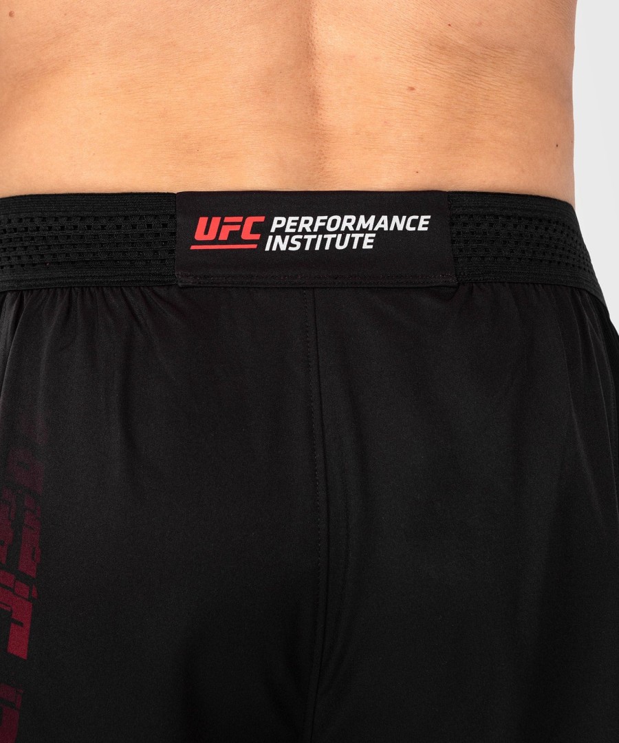 ufc venum performance institute 2.0 herre performance shorts - sortrød